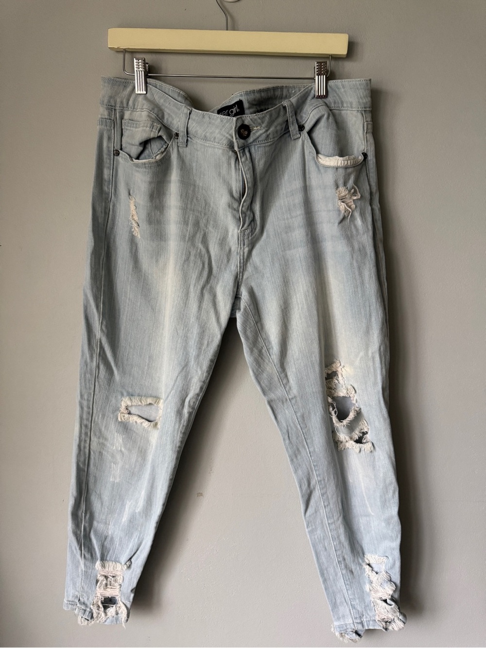 COVERGIRL Light Blue Distressed Skinny Jeans